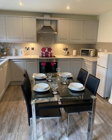 Apartamento Doc Y Gogledd Llanelli Exterior foto